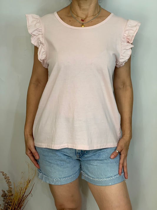 Camiseta volantes rosa.