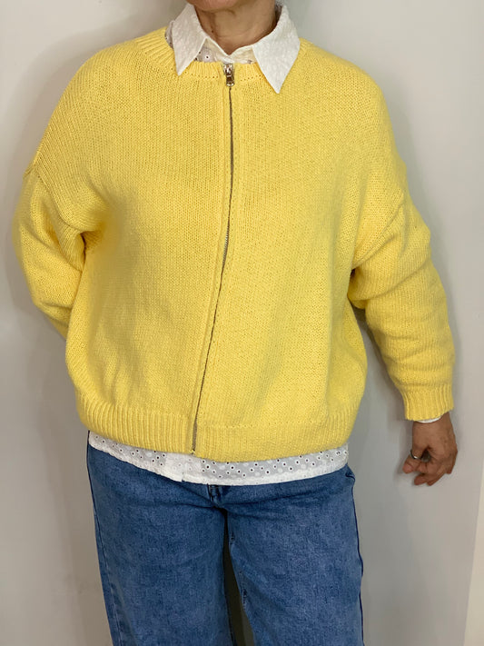 Chaqueta Amarilla.